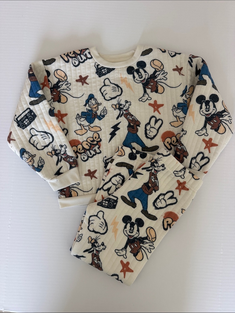 Cream Mickey & friends Graphic Kids Matching Set